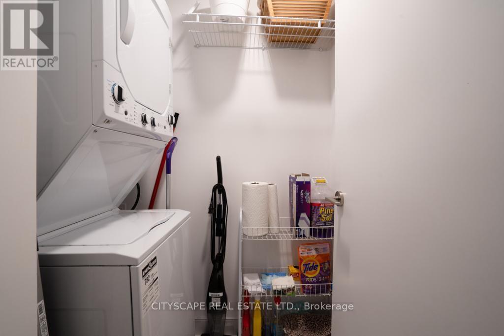 1020 - 20 Edward Street, Toronto, Ontario  M5G 1C9 - Photo 9 - C13139396