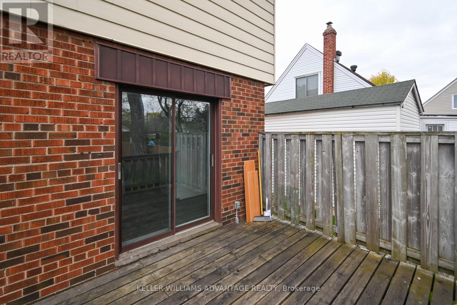 12 Coniston Road, Toronto, Ontario  M1L 2J7 - Photo 17 - E13139402