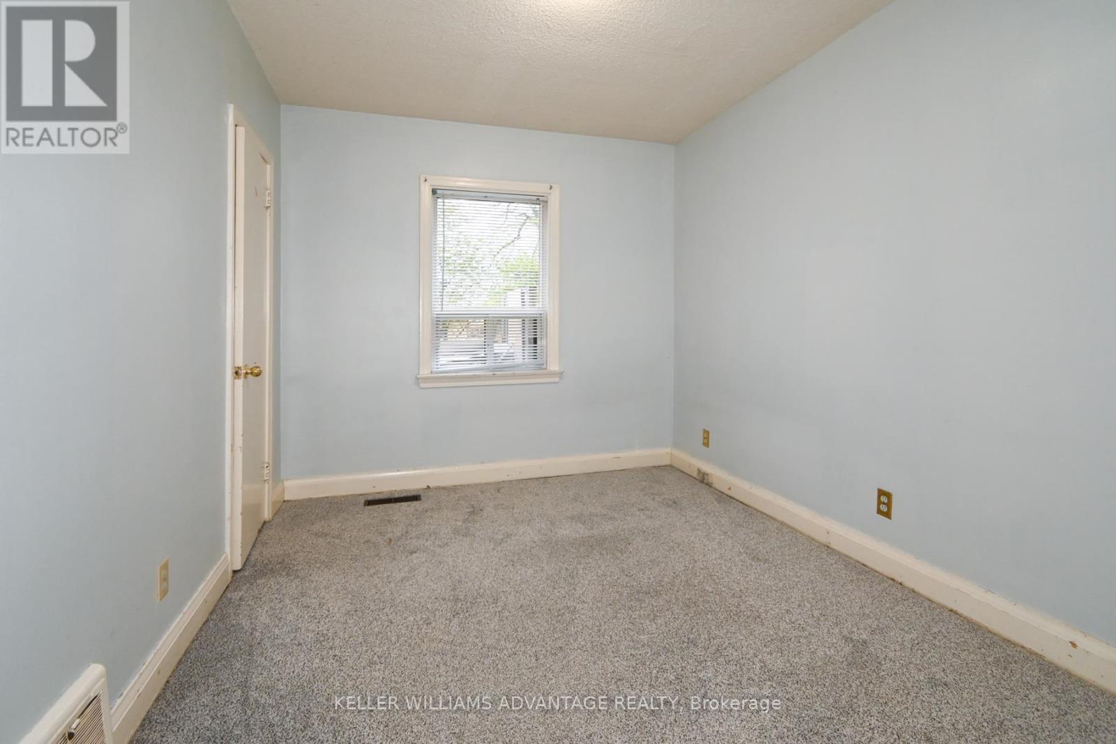 12 Coniston Road, Toronto, Ontario  M1L 2J7 - Photo 8 - E13139402