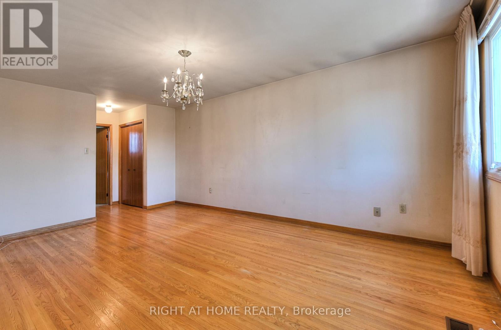 101 Raymerville Drive, Markham, Ontario  L3P 4K7 - Photo 18 - N13139414