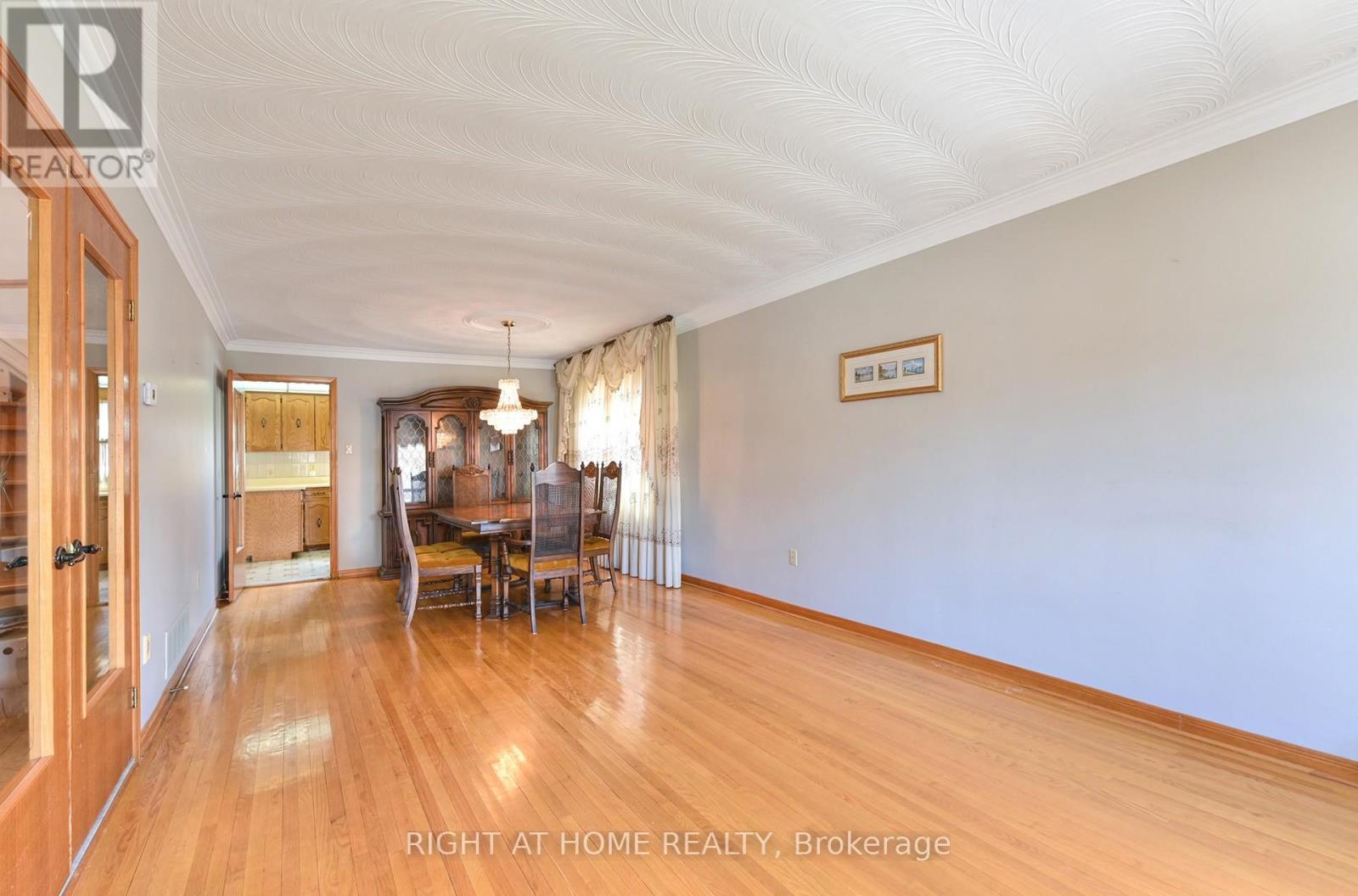 101 Raymerville Drive, Markham, Ontario  L3P 4K7 - Photo 4 - N13139414
