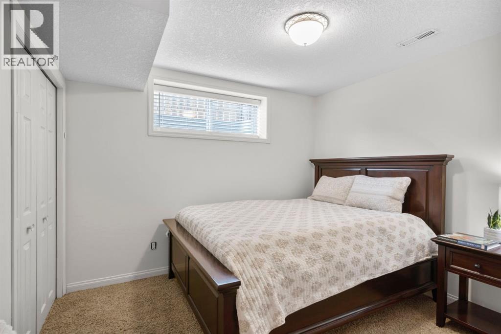 165 Chapalina Court SE, Calgary, Alberta  T2X 3X1 - Photo 41 - A2311947