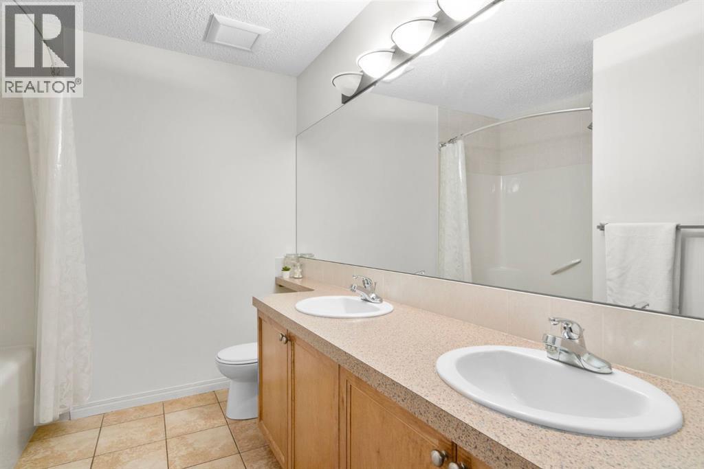 165 Chapalina Court SE, Calgary, Alberta  T2X 3X1 - Photo 33 - A2311947