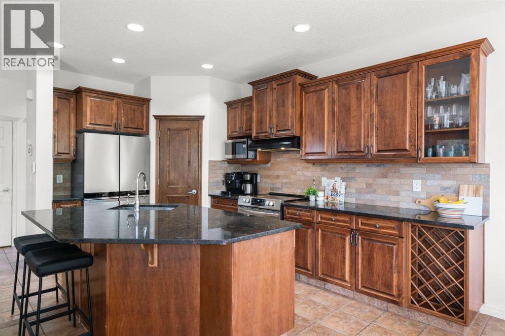 165 Chapalina Court SE, Calgary, Alberta  T2X 3X1 - Photo 9 - A2311947