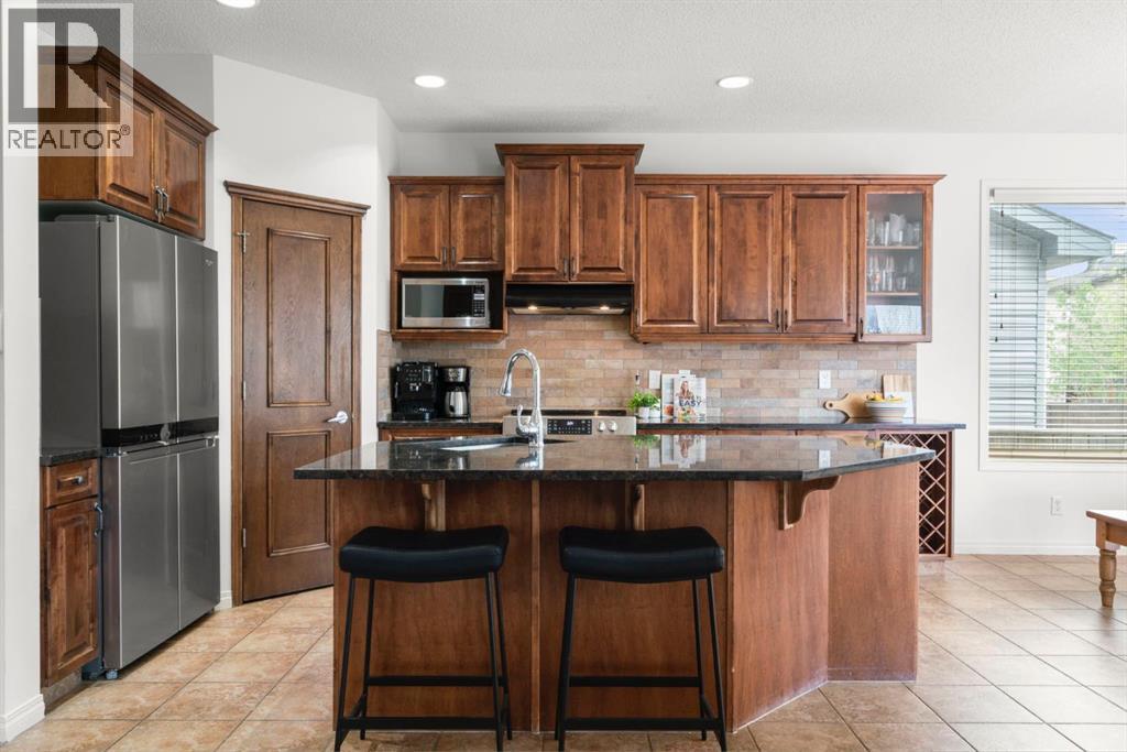 165 Chapalina Court SE, Calgary, Alberta  T2X 3X1 - Photo 8 - A2311947