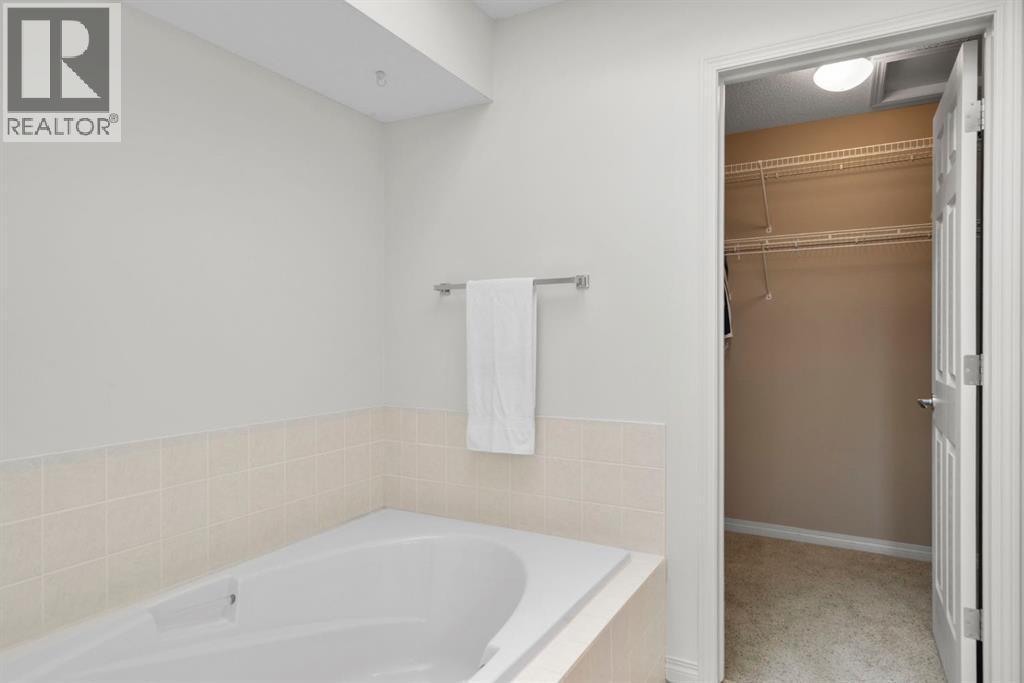 165 Chapalina Court SE, Calgary, Alberta  T2X 3X1 - Photo 28 - A2311947