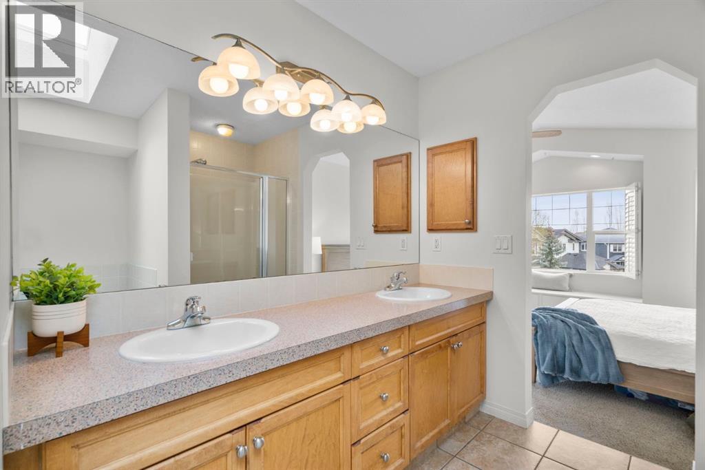 165 Chapalina Court SE, Calgary, Alberta  T2X 3X1 - Photo 29 - A2311947