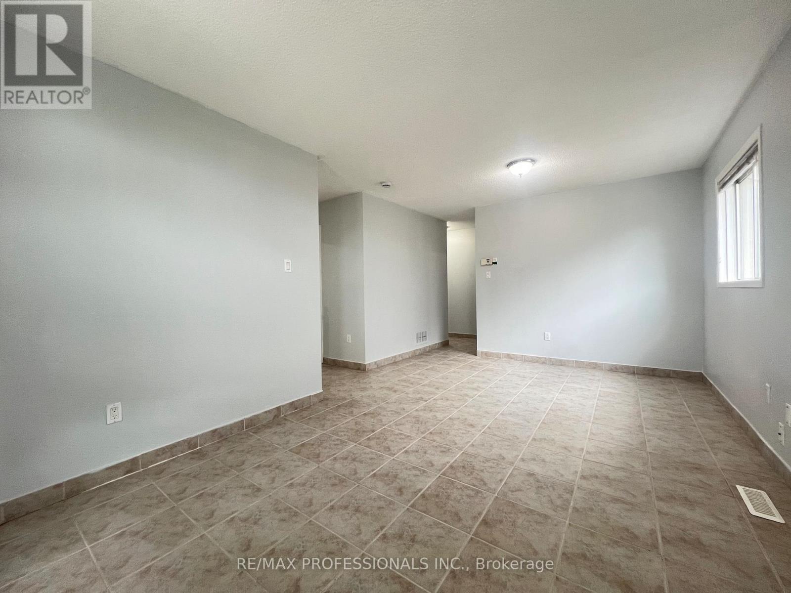 110 Springview Drive, Brampton, Ontario  L6X 4L1 - Photo 12 - W13139420