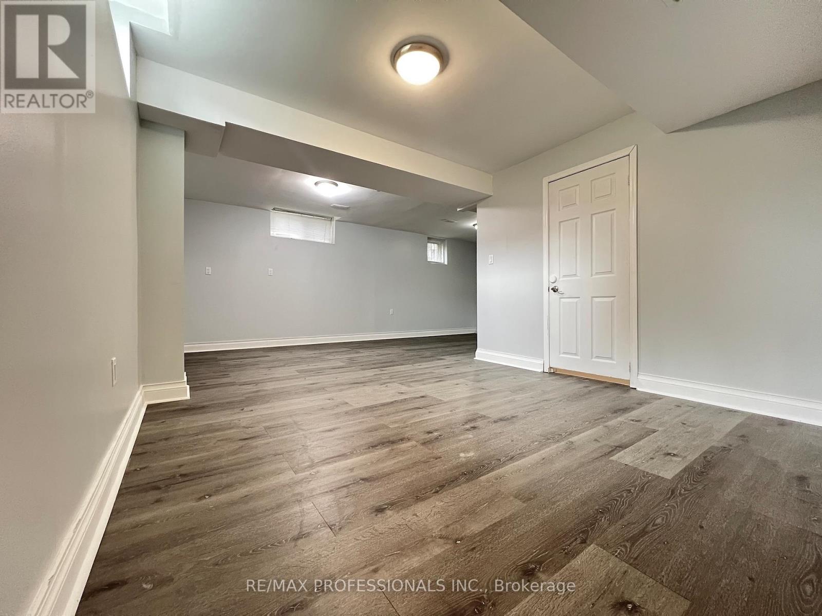 110 Springview Drive, Brampton, Ontario  L6X 4L1 - Photo 23 - W13139420
