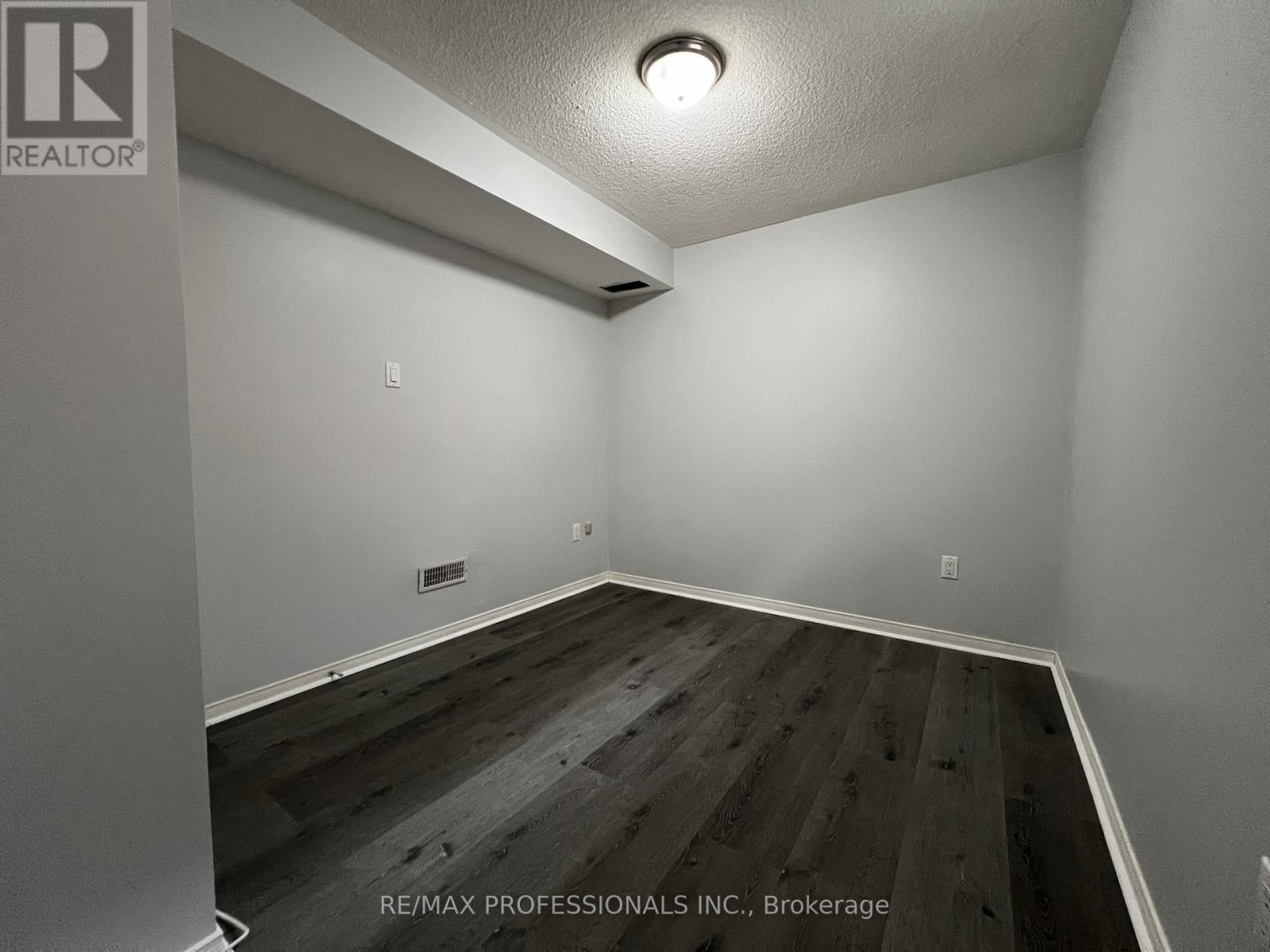 110 Springview Drive, Brampton, Ontario  L6X 4L1 - Photo 34 - W13139420