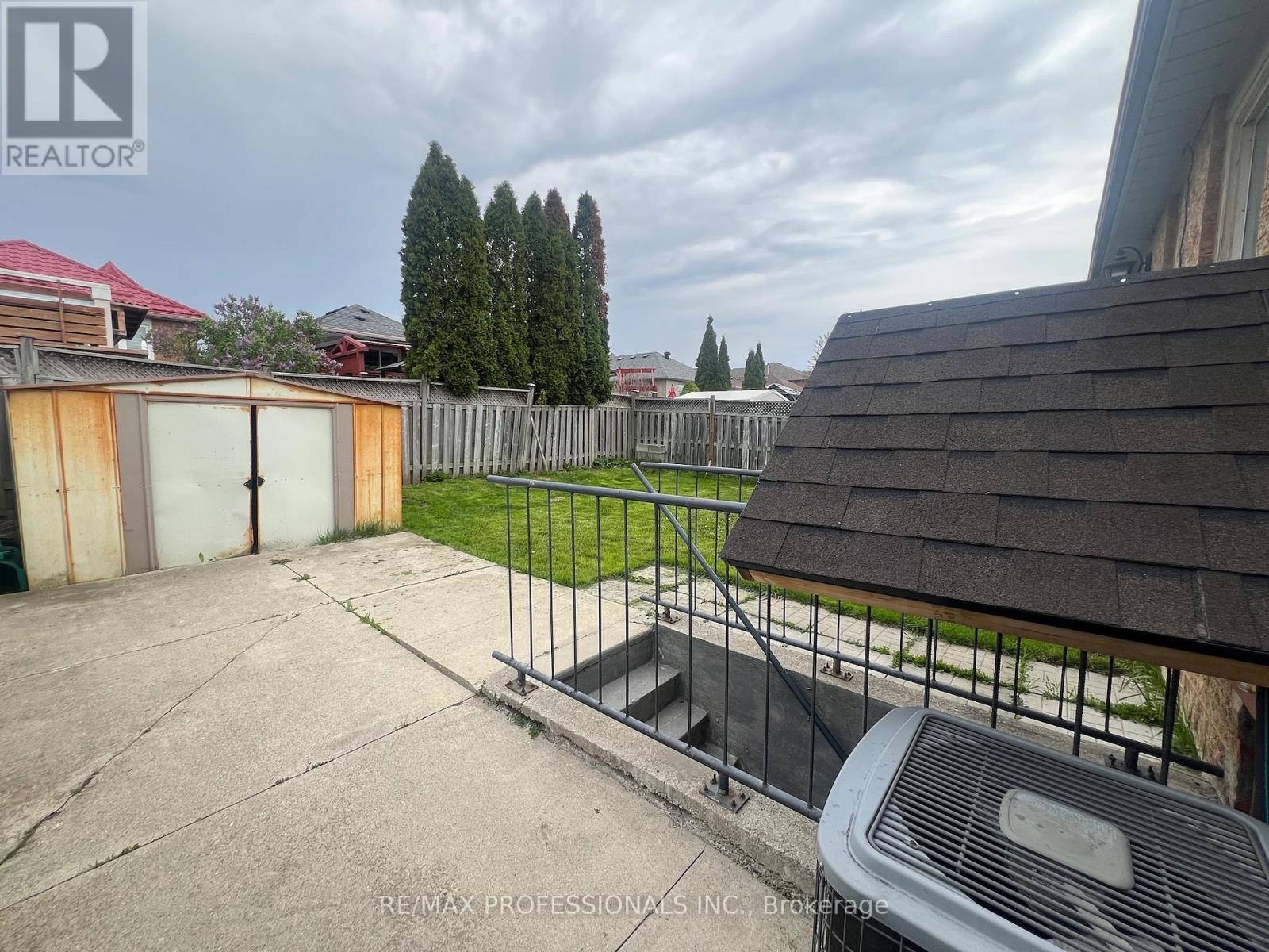 110 Springview Drive, Brampton, Ontario  L6X 4L1 - Photo 39 - W13139420