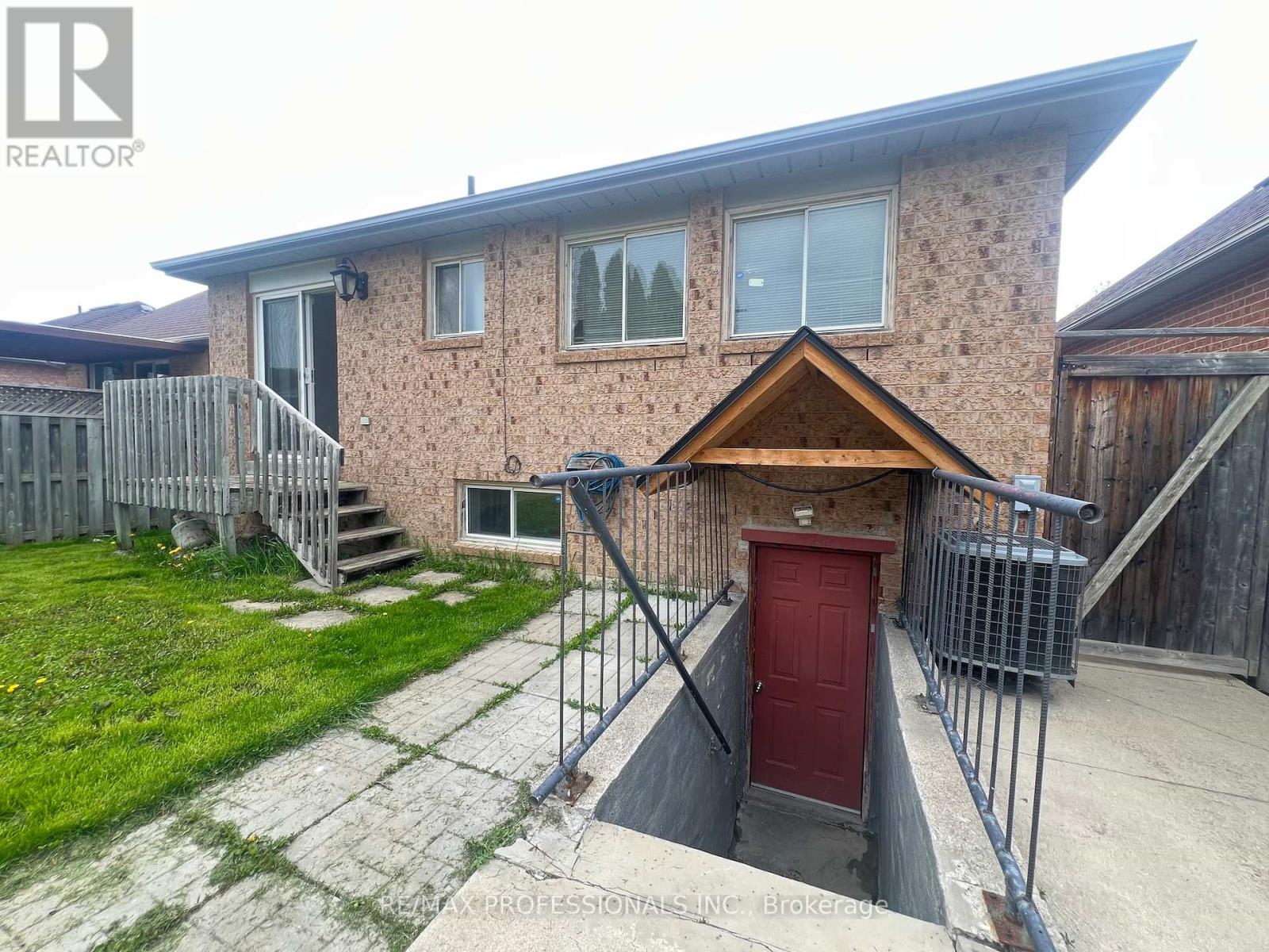 110 Springview Drive, Brampton, Ontario  L6X 4L1 - Photo 40 - W13139420