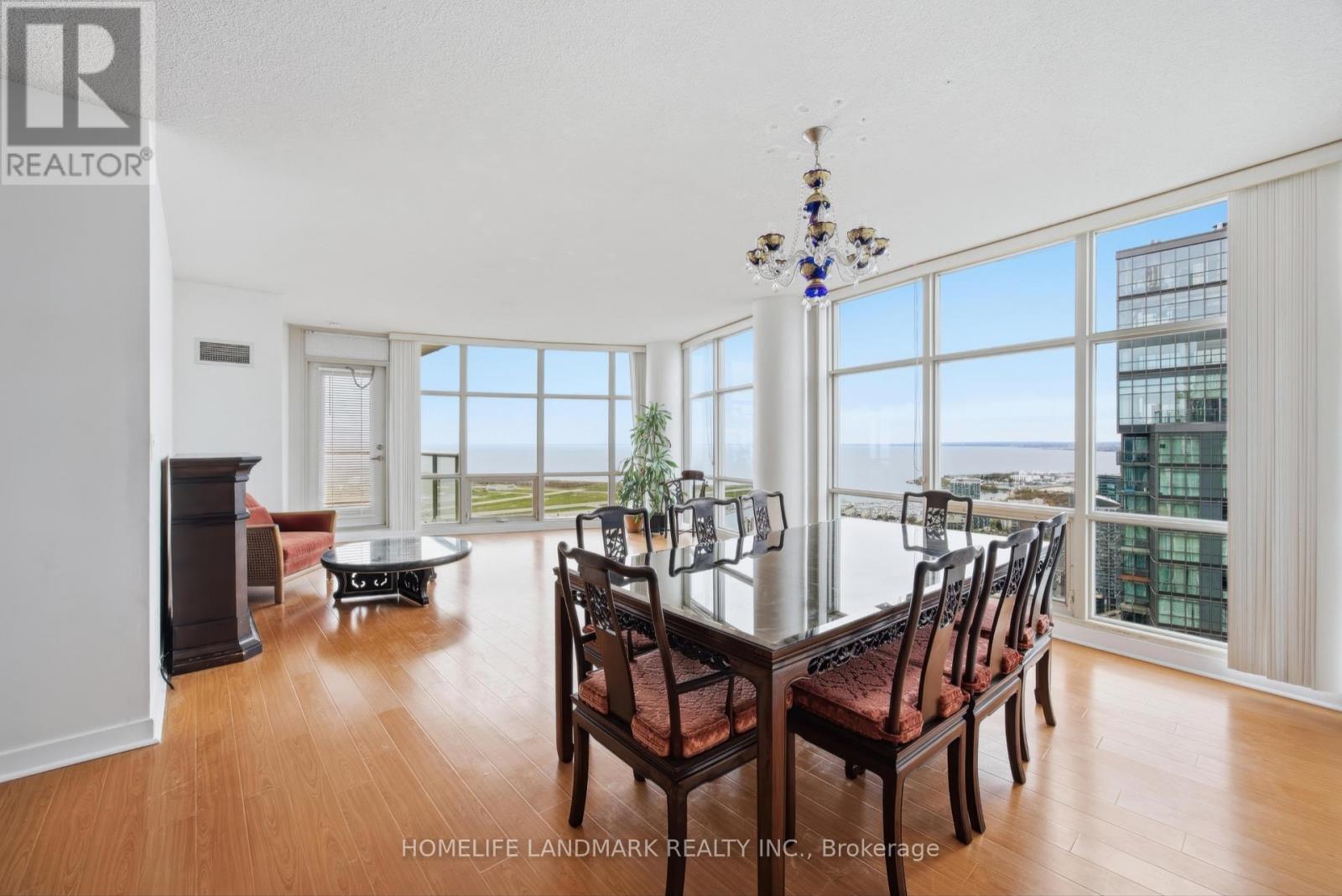 5212 - 35 Mariner Terrace, Toronto, Ontario  M5V 3V9 - Photo 16 - C13137724