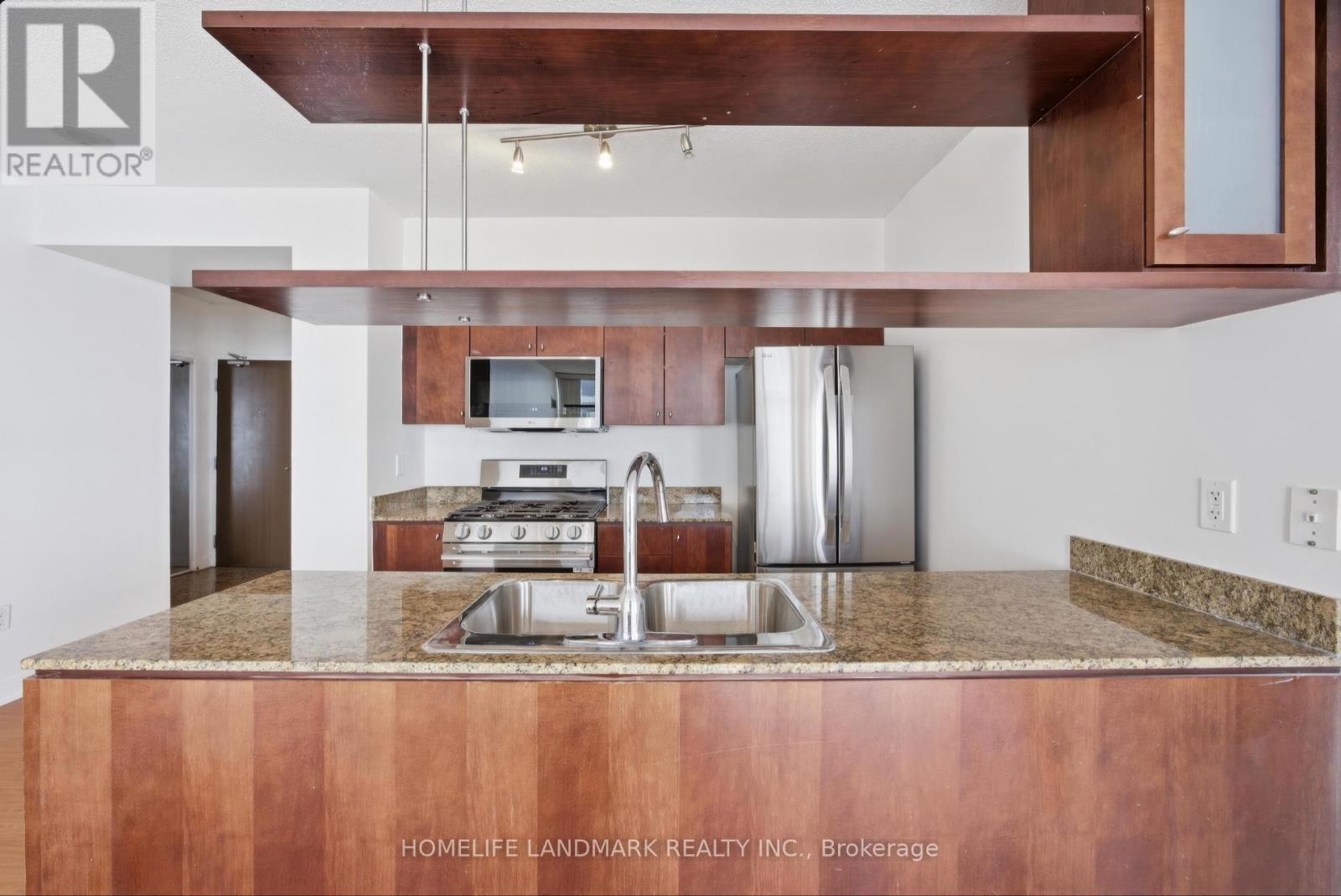 5212 - 35 Mariner Terrace, Toronto, Ontario  M5V 3V9 - Photo 24 - C13137724