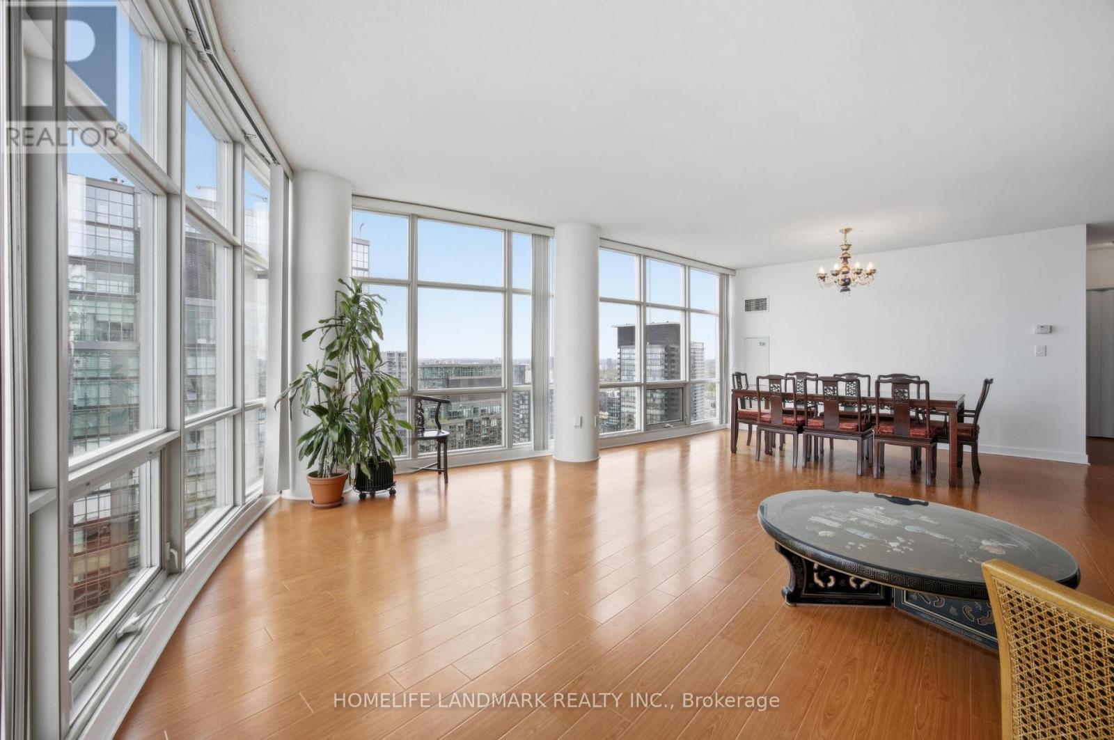 5212 - 35 Mariner Terrace, Toronto, Ontario  M5V 3V9 - Photo 33 - C13137724