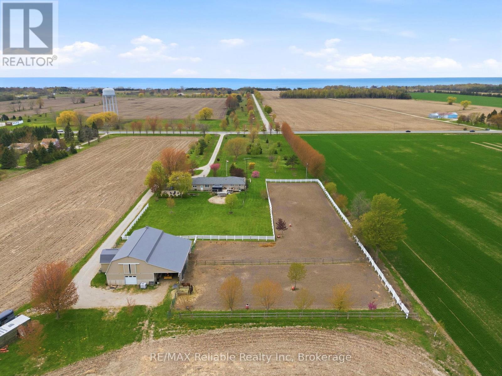 79474 BLUEWATER HIGHWAY, central huron (goderich), Ontario