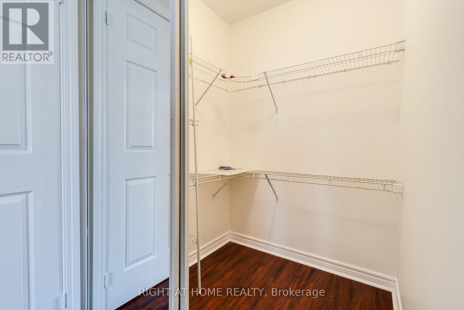 1713 - 310 Burnhamthorpe Road, Mississauga (City Centre), Ontario  L5B 4P9 - Photo 19 - W13062044