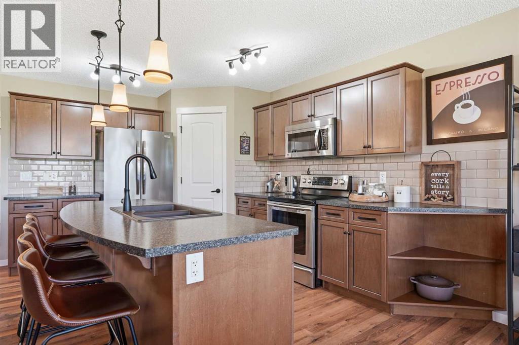 72 Drake Landing Crescent, Okotoks, Alberta  T1S 0E6 - Photo 14 - A2310546