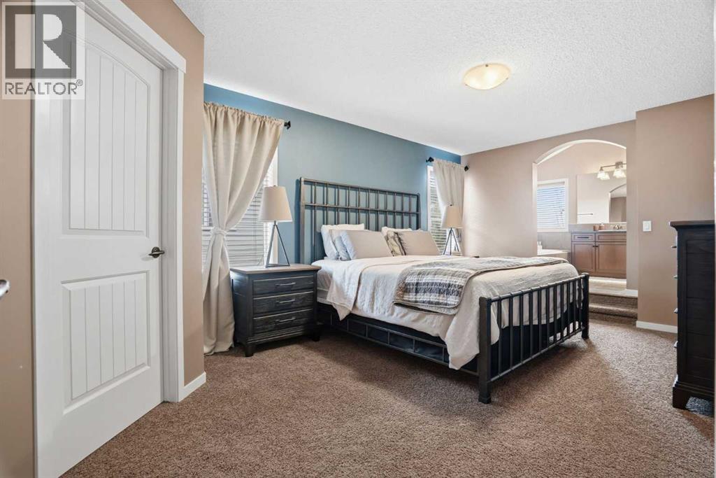 72 Drake Landing Crescent, Okotoks, Alberta  T1S 0E6 - Photo 20 - A2310546