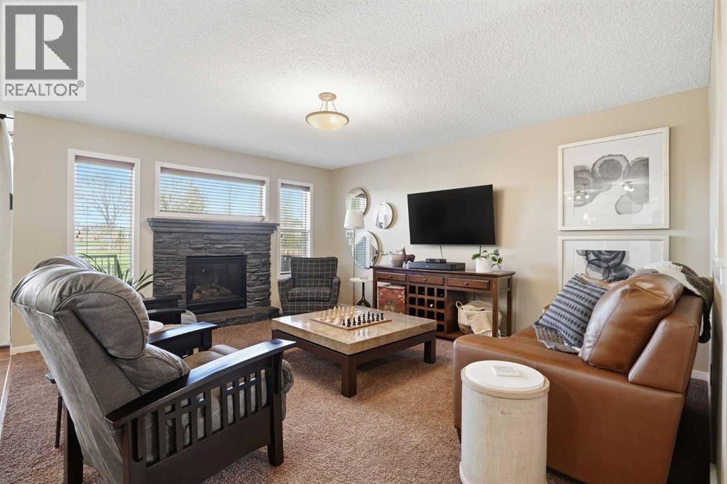 72 Drake Landing Crescent, Okotoks, Alberta  T1S 0E6 - Photo 4 - A2310546