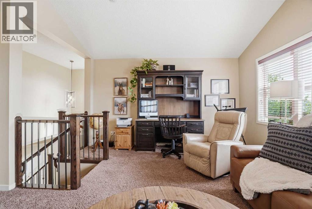 72 Drake Landing Crescent, Okotoks, Alberta  T1S 0E6 - Photo 37 - A2310546