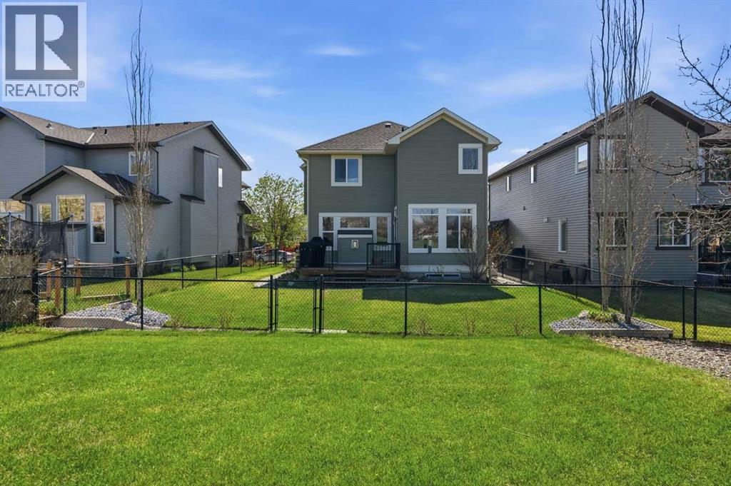 72 Drake Landing Crescent, Okotoks, Alberta  T1S 0E6 - Photo 45 - A2310546