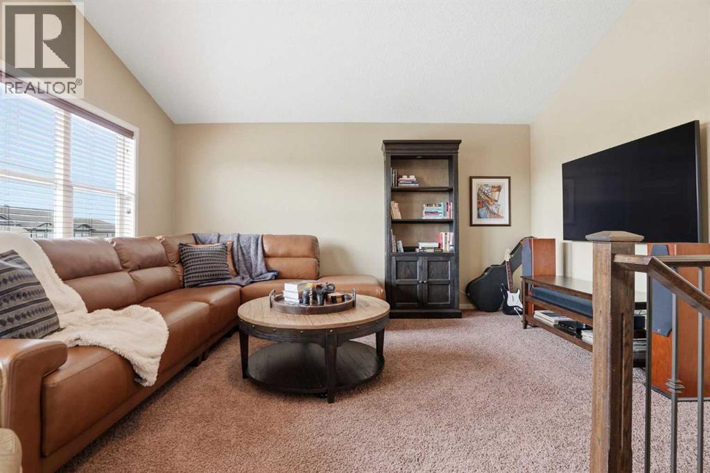 72 Drake Landing Crescent, Okotoks, Alberta  T1S 0E6 - Photo 34 - A2310546