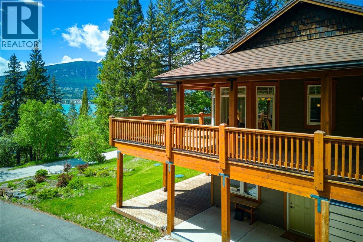 8442 Richardson Crescent, Canal Flats, British Columbia  V0B 1B0 - Photo 33 - 10386785