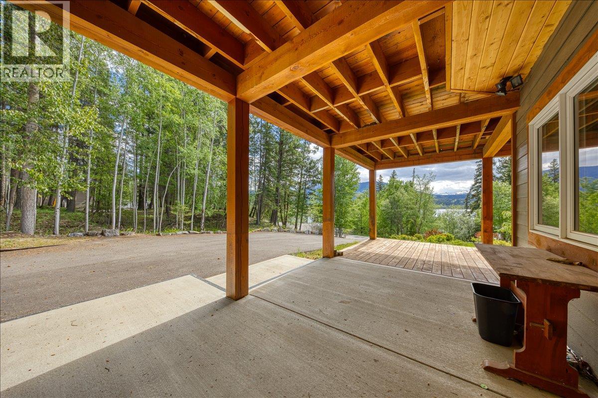8442 Richardson Crescent, Canal Flats, British Columbia  V0B 1B0 - Photo 36 - 10386785