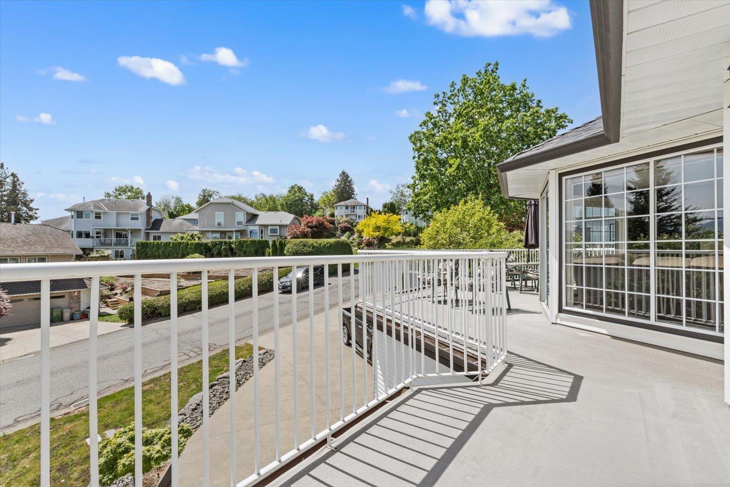 35835 Heatherstone Place, Abbotsford, British Columbia  V3G 1E6 - Photo 15 - R3123690
