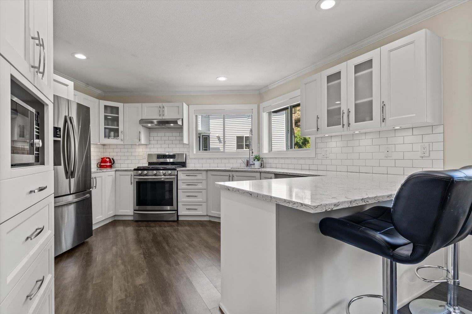 35835 Heatherstone Place, Abbotsford, British Columbia  V3G 1E6 - Photo 6 - R3123690