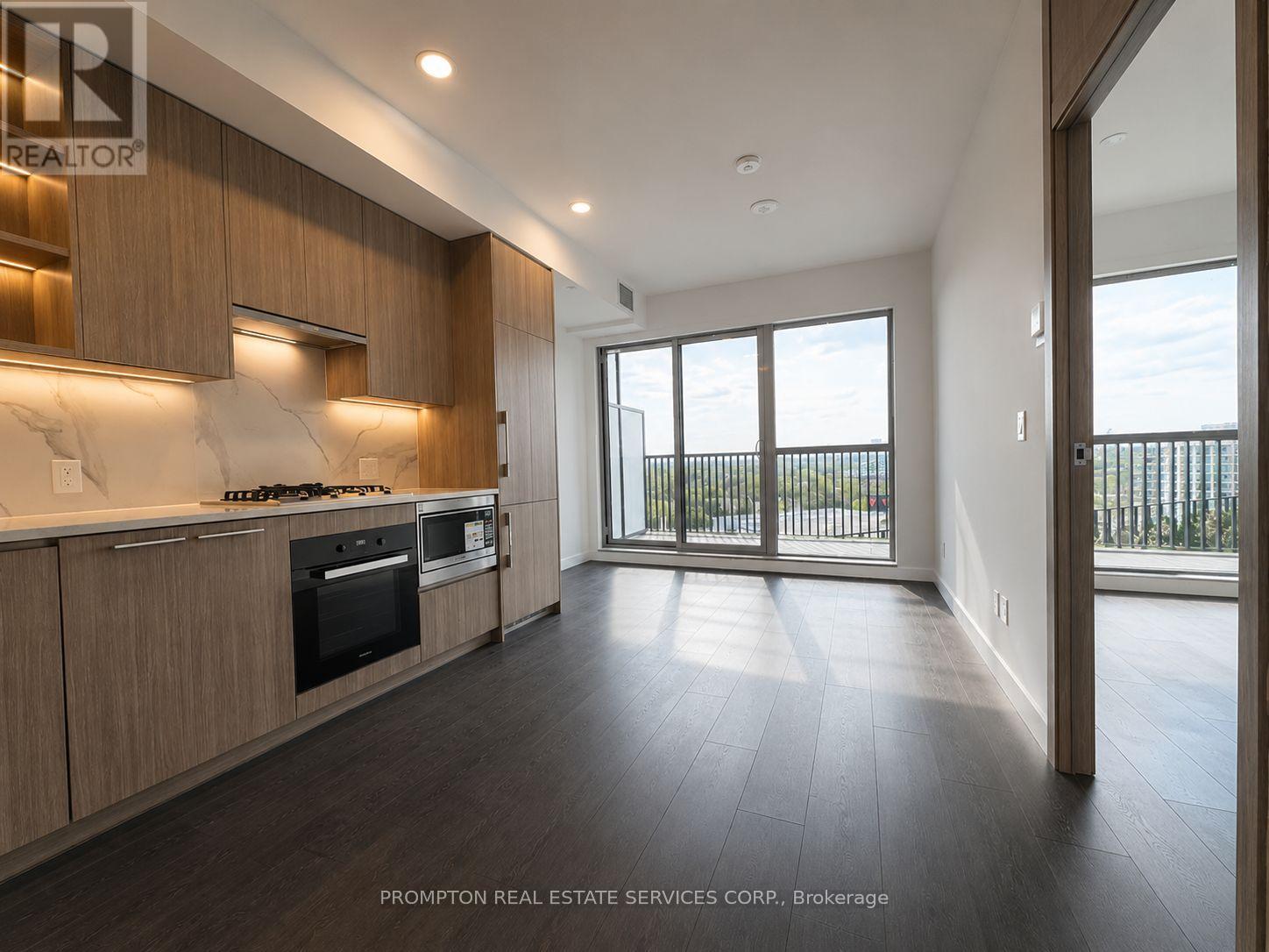 910 - 18 ESTHER SHINER BOULEVARD, Toronto, Ontario