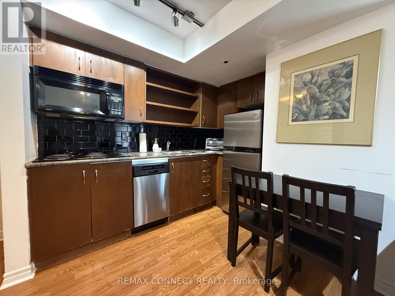 1408 - 200 Victoria Street, Toronto, Ontario  M5B 1V8 - Photo 2 - C13139456
