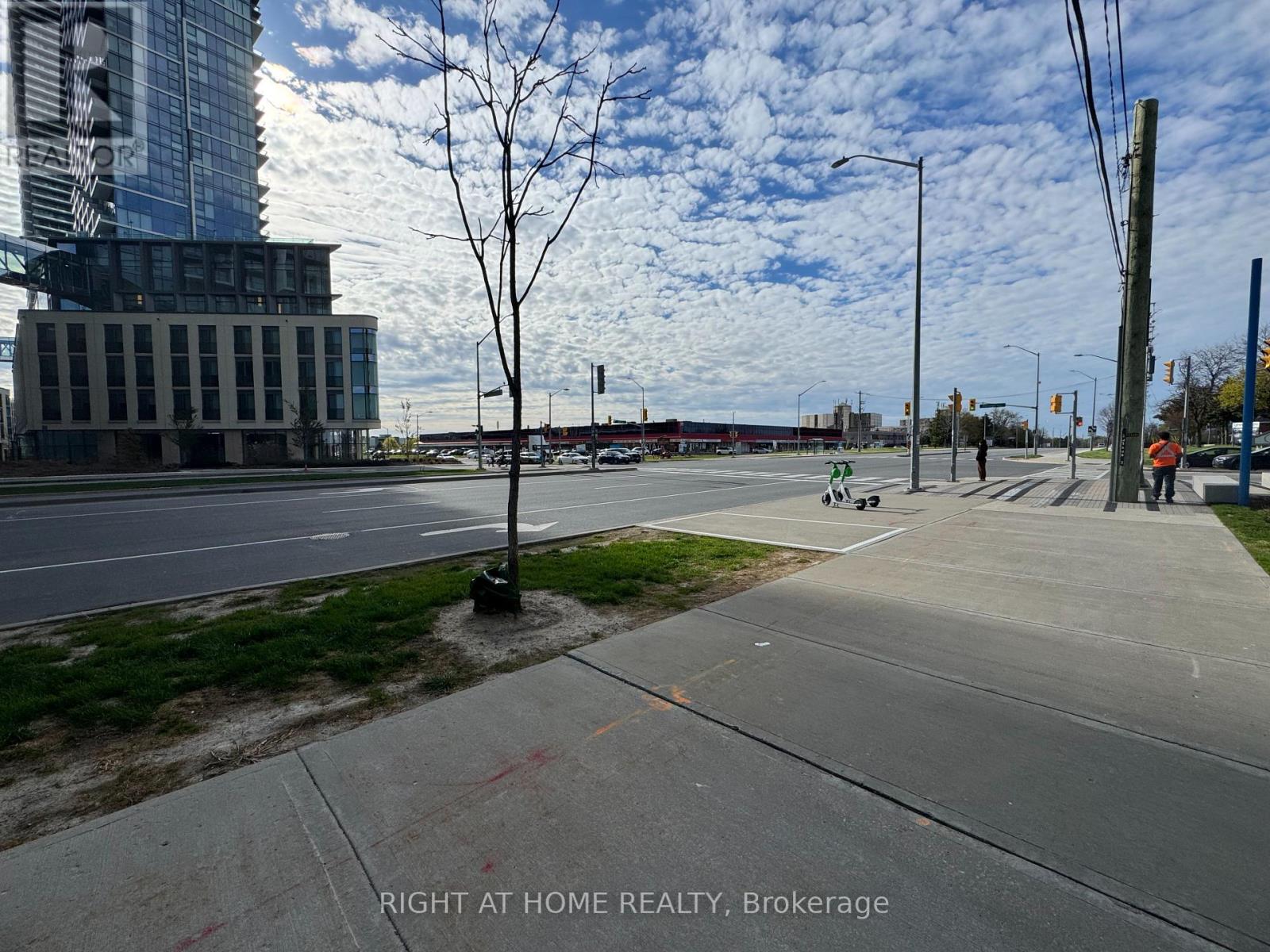 918 - 7895 Jane St Street, Vaughan, Ontario  L4K 2M7 - Photo 3 - N13139468