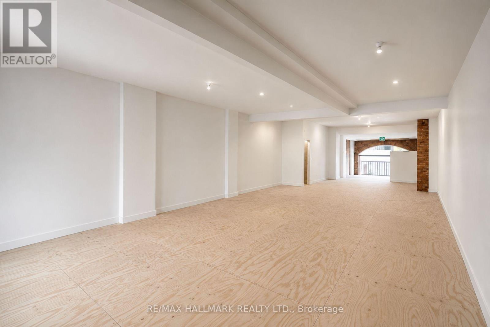Main & 1/2 Bsmt - 440 Parliament Street, Toronto, Ontario  M5A 3A2 - Photo 4 - C12827204