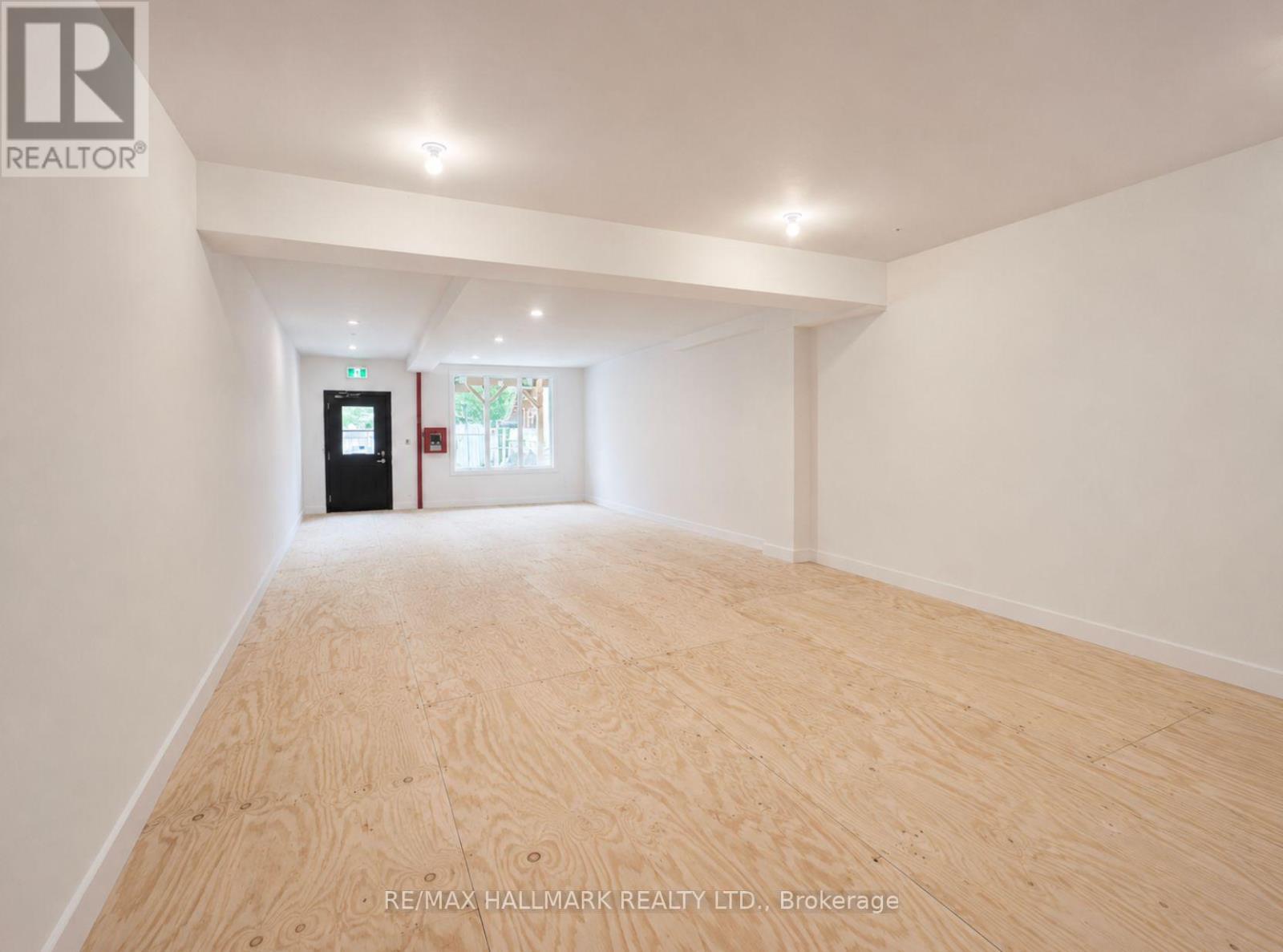Main & 1/2 Bsmt - 440 Parliament Street, Toronto, Ontario  M5A 3A2 - Photo 3 - C12827204