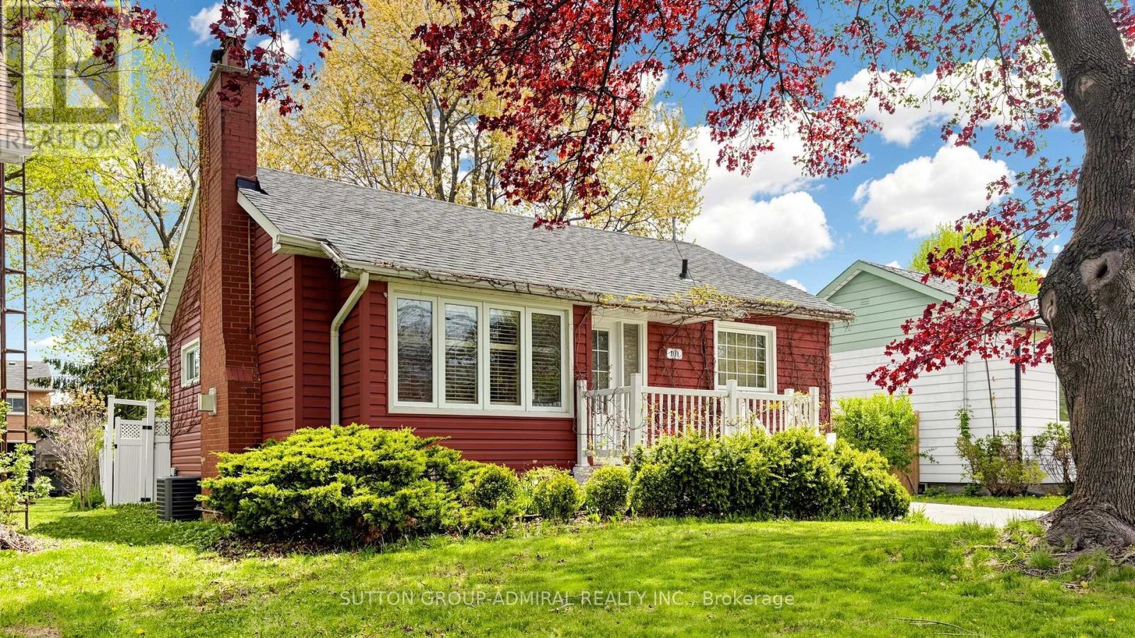 101 DENISON AVENUE, Brampton, Ontario