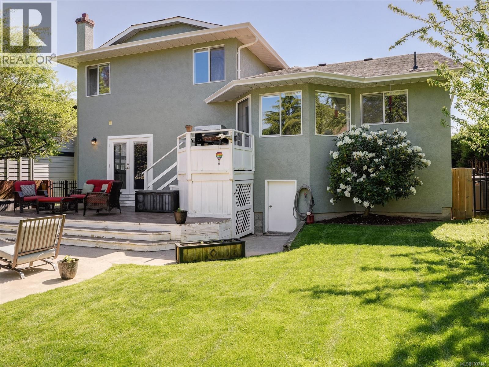 4256 Ponderosa Cres, Saanich, British Columbia  V8Z 7G2 - Photo 25 - 1037140