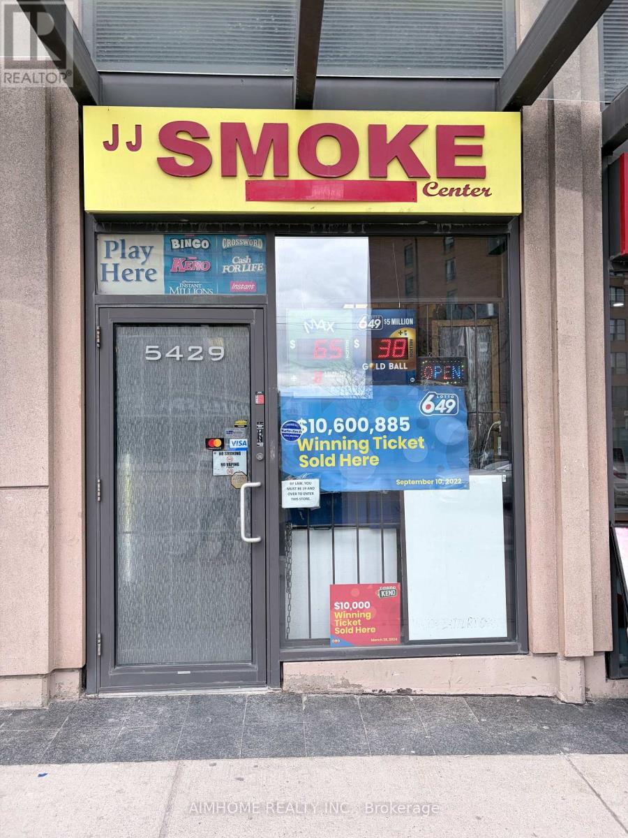 5429 Yonge St Street, Toronto, Ontario  M2N 5R6 - Photo 3 - C13139488