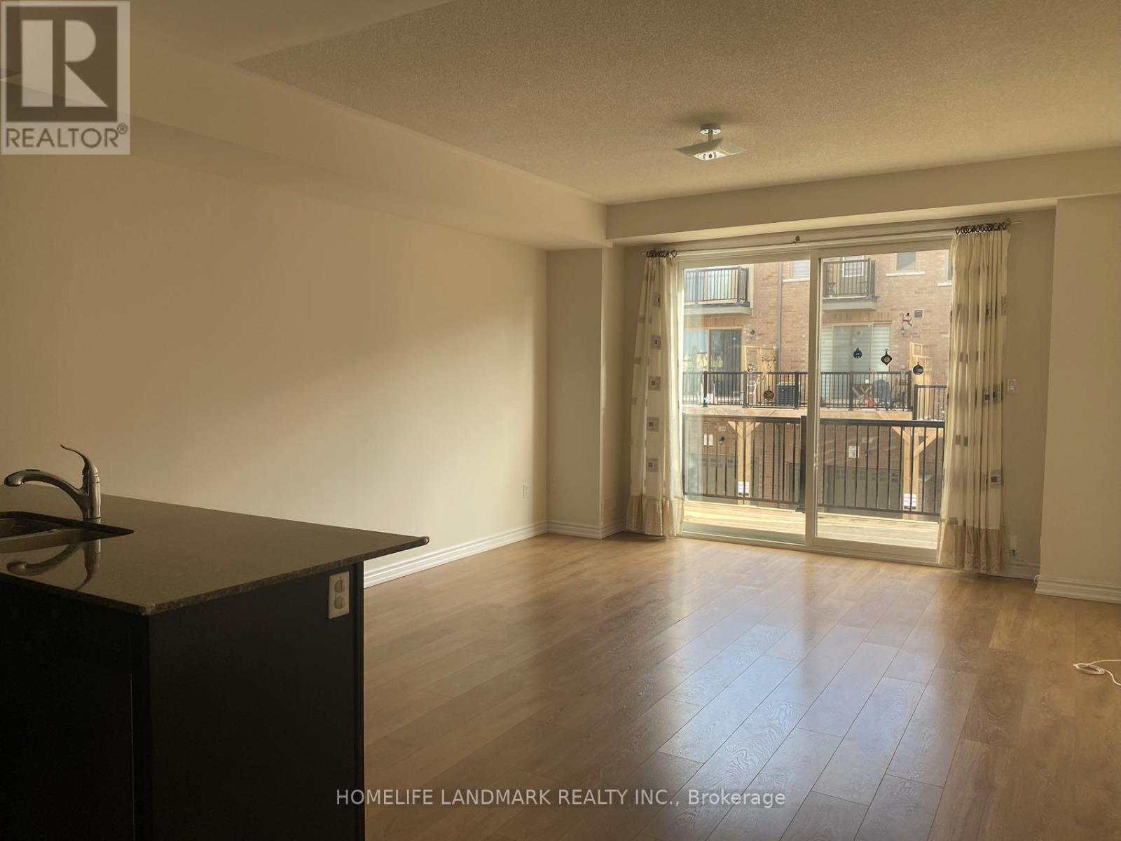 157 Rustle Woods Avenue, Markham, Ontario  L6B 1P8 - Photo 2 - N13139492