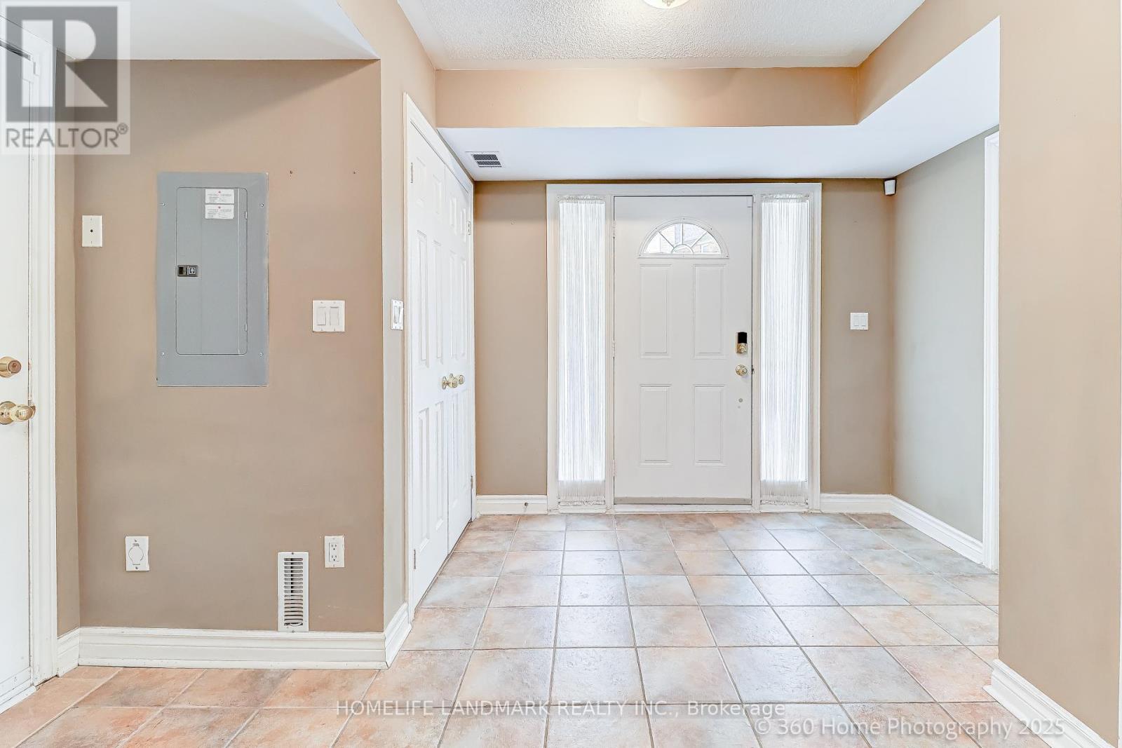 Upper - 189 Leitchcroft Crescent, Markham, Ontario L3T 7T5 - Photo 3 - N13139496