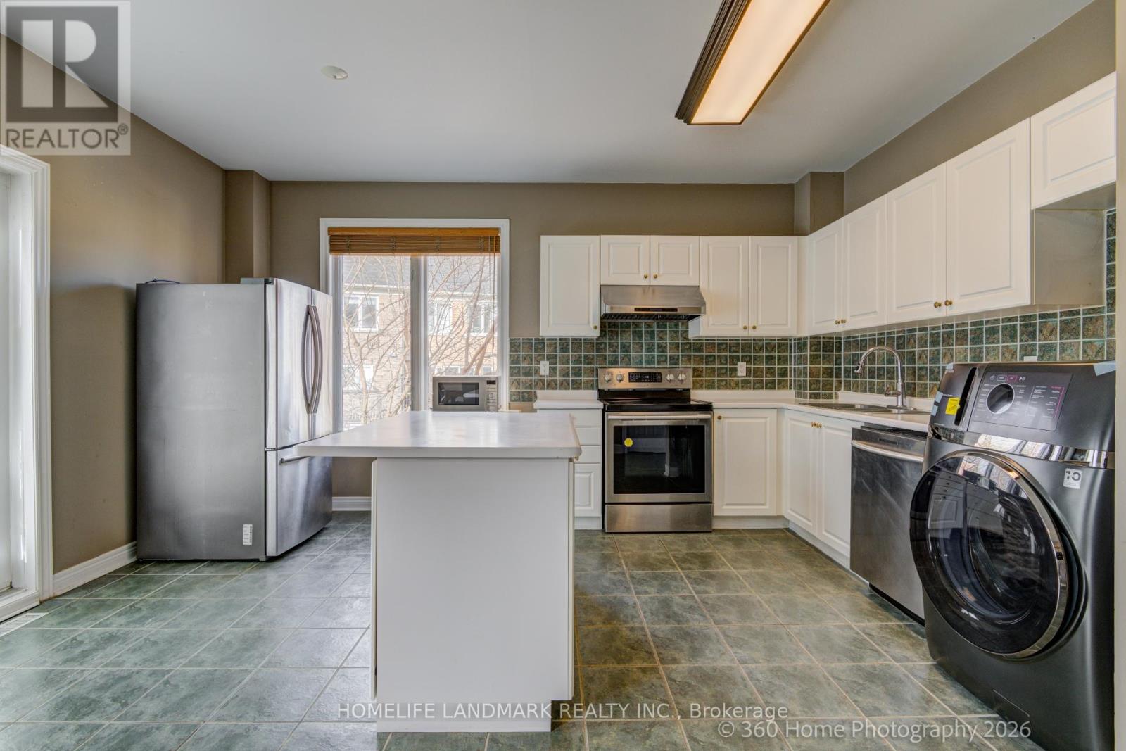 Upper - 189 Leitchcroft Crescent, Markham, Ontario L3T 7T5 - Photo 5 - N13139496