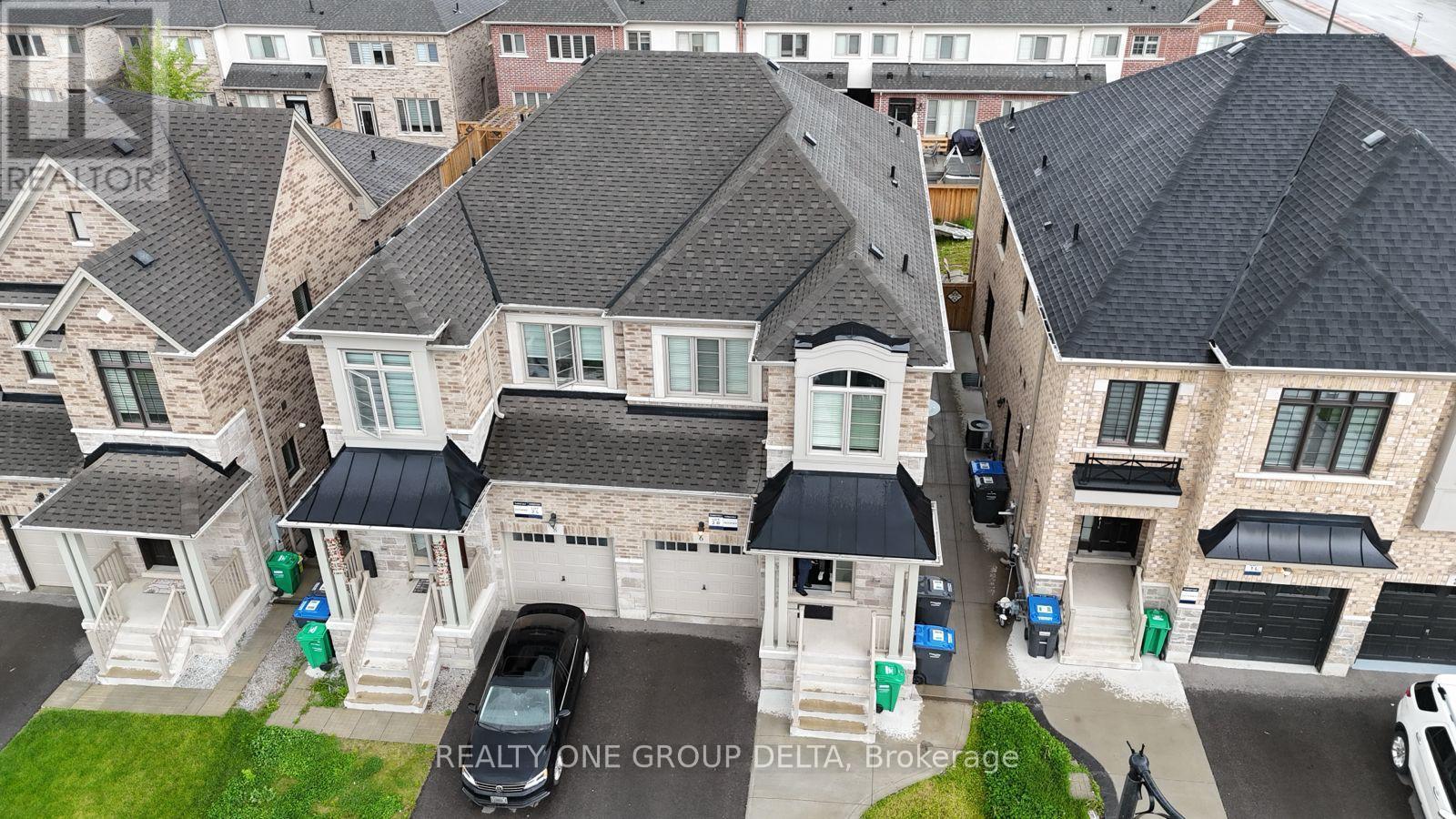 . - 6 Quinton Ridge, Brampton, Ontario  L6Y 0E3 - Photo 2 - W13139484