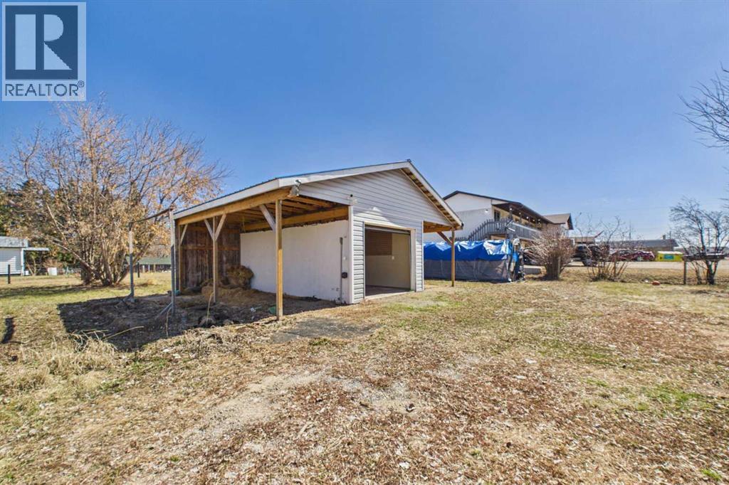 4712 51 Avenue, Alix, Alberta  T0C 0B0 - Photo 30 - A2309841