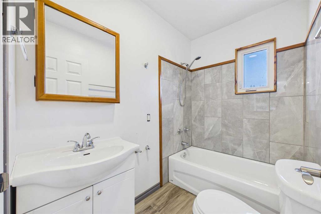 4712 51 Avenue, Alix, Alberta  T0C 0B0 - Photo 20 - A2309841