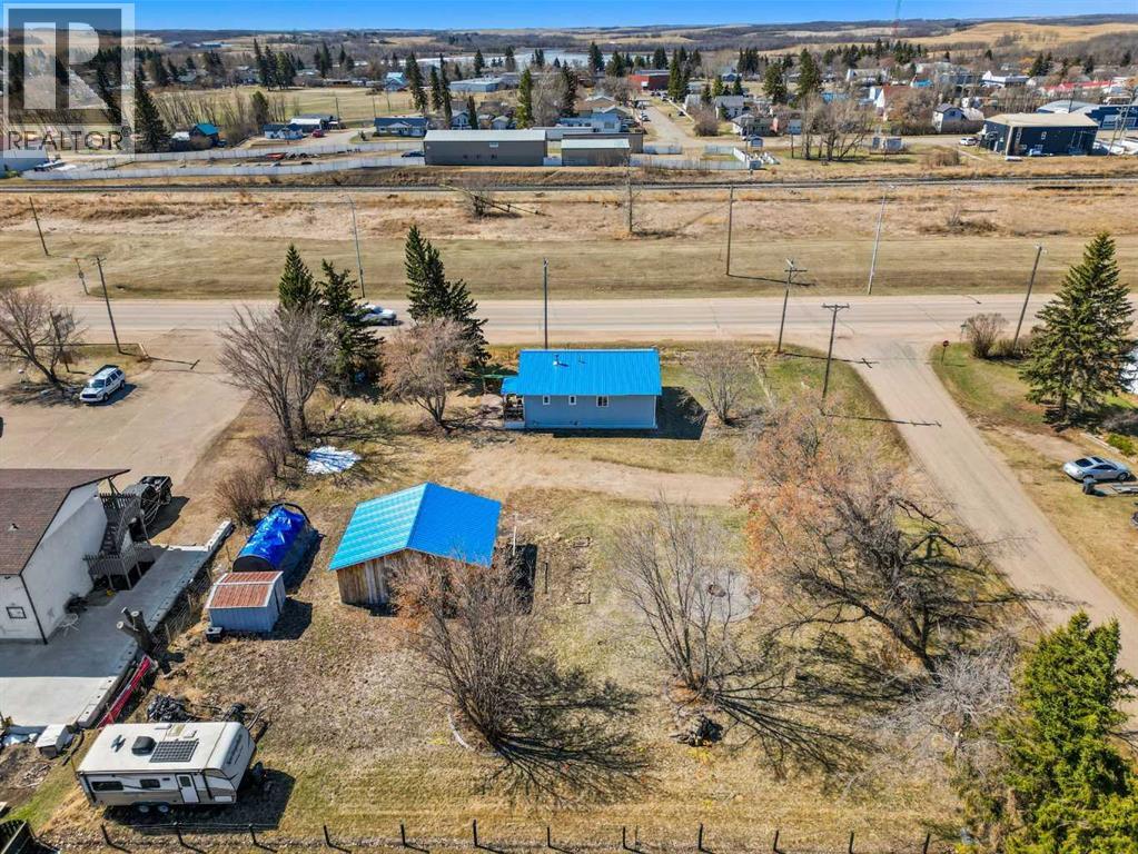 4712 51 Avenue, Alix, Alberta  T0C 0B0 - Photo 39 - A2309841