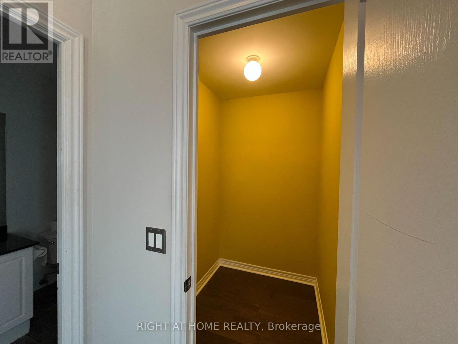 Lph209 - 15 North Park Road, Vaughan, Ontario  L4J 0A1 - Photo 15 - N13139502