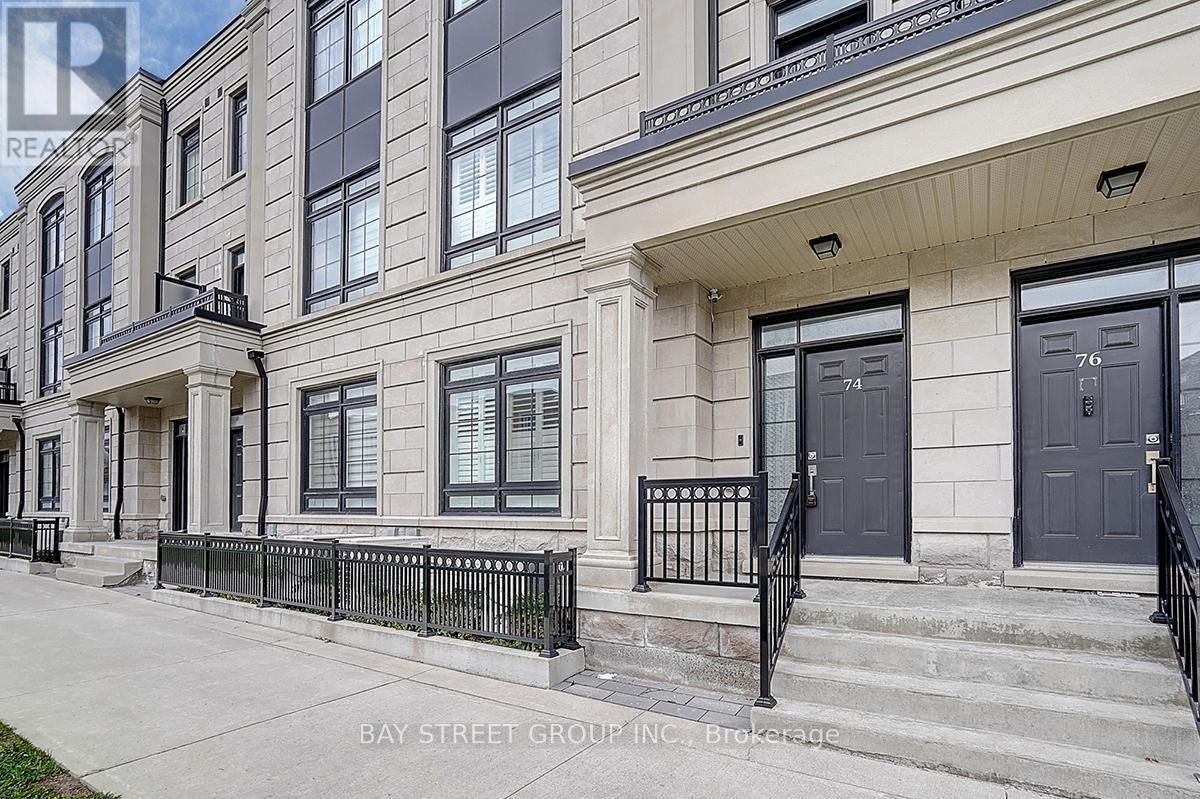 74 Village Parkway E, Markham, Ontario  L3R 4Z7 - Photo 2 - N13139506