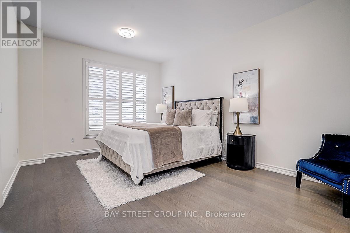 74 Village Parkway E, Markham, Ontario  L3R 4Z7 - Photo 4 - N13139506