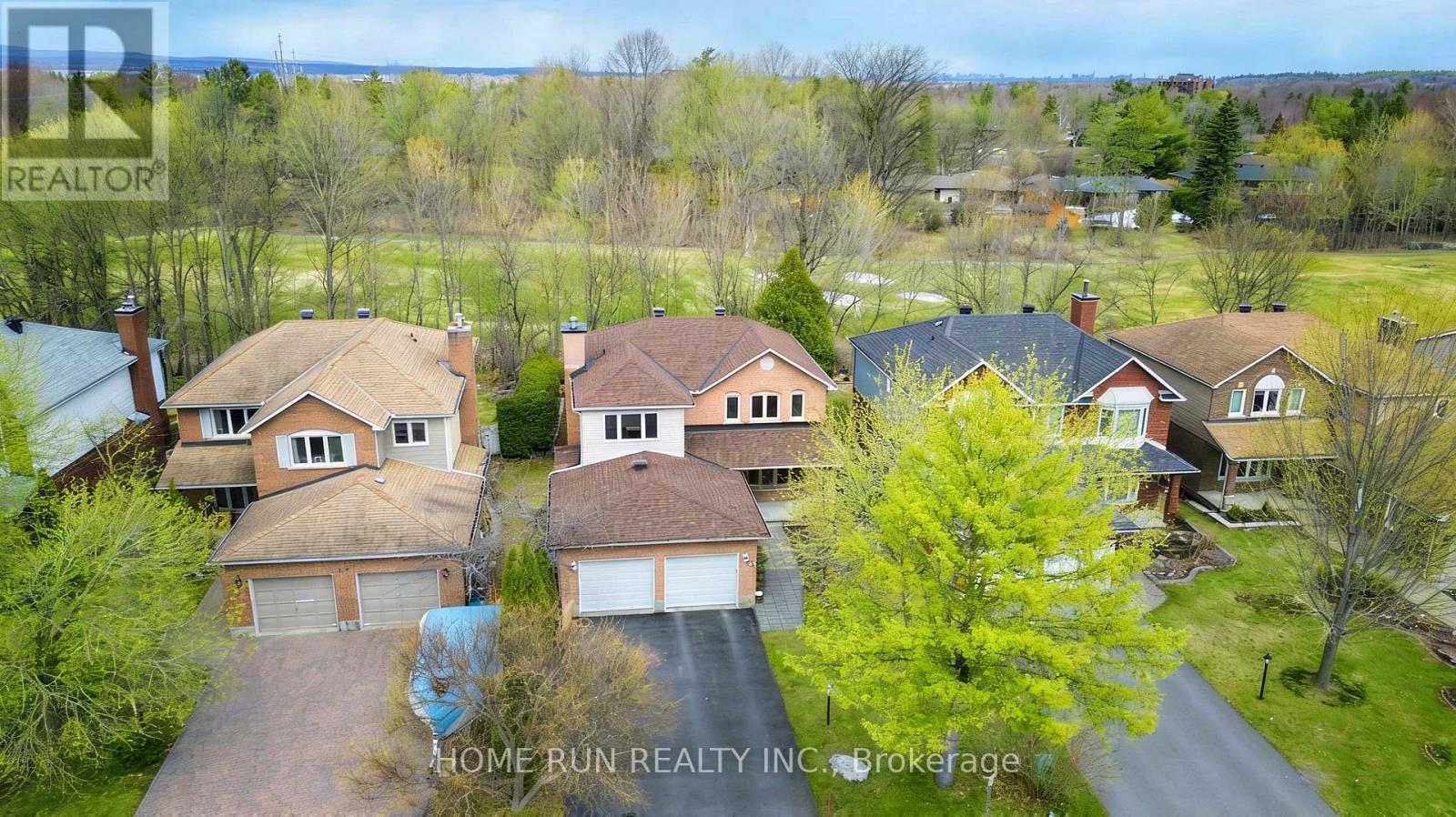 35 Weslock Way, Ottawa, Ontario  K2K 2K3 - Photo 2 - X13139536